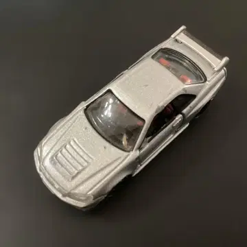 토미카 프리미엄 닛산 스카이라인 GT-R R34 니스모 Z-tune
