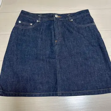 A.P.C. 스탠다드 데님 스커트 38 사이즈