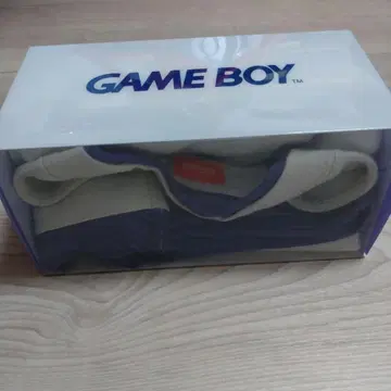 닌텐도 뮤지엄 GAME BOY 티셔츠 S 사이즈