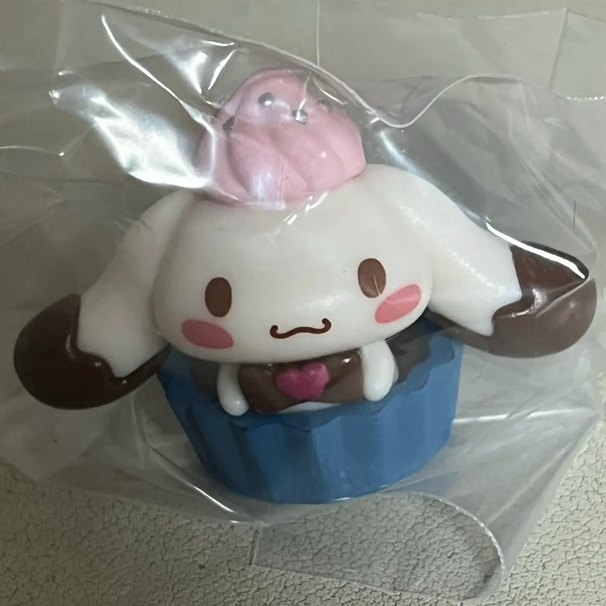 산리오 초콜릿 초콜렛 돌 가챠 피규어 시나모롤 발렌타인