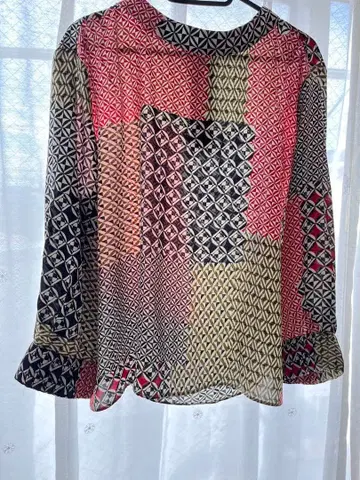 ZARA 기하학 패턴 패치워크풍 튜닉 반소매