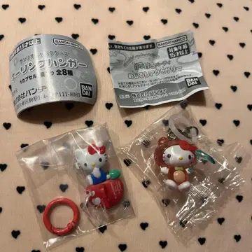 케로케로 파티 메지루시 액세서리 키링 행거 헬로키티 세트