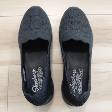 SKECHERS Air-Cooled MEMORY FOAM 23cm