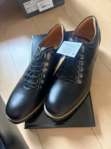 산에이 플러스 숏 마운틴 부츠 블랙 27cm