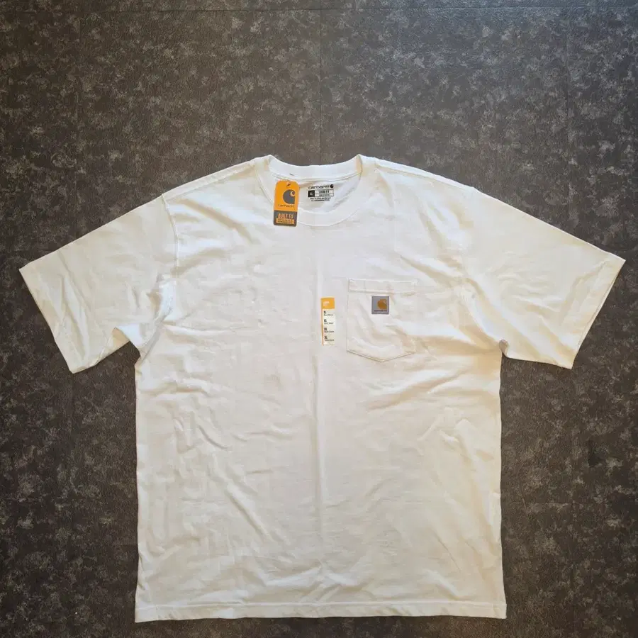 칼하트(Carhartt) 화이트 루즈핏 포켓 반팔 티셔츠