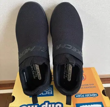 더욱~ 가격 인하했습니다 SKECHERS 슬립온 블랙