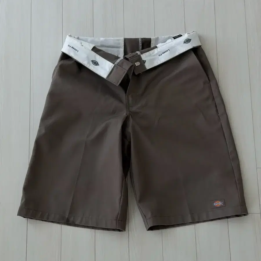 [Dickies] 버뮤다 워크팬츠 브라운 32Size