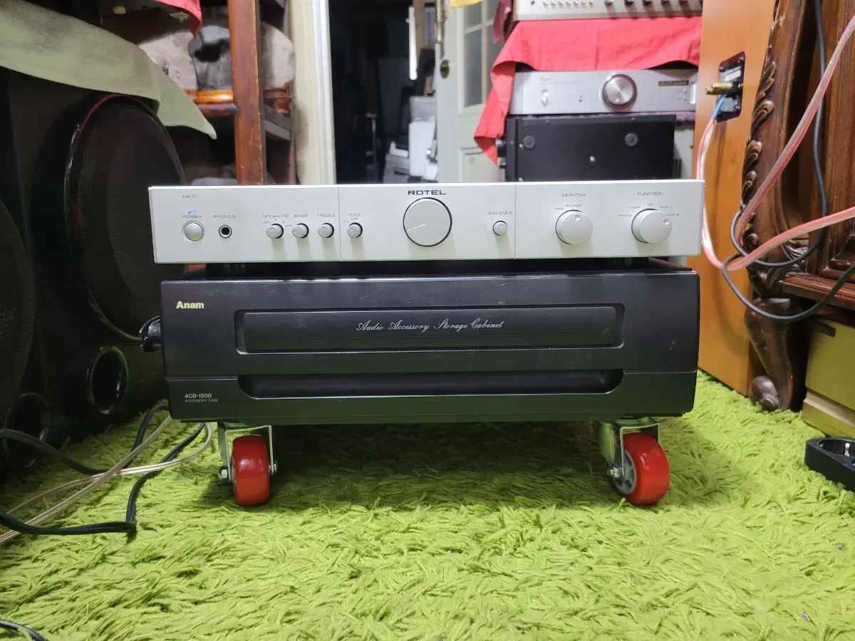 로텔 RA 01 인티엠프
