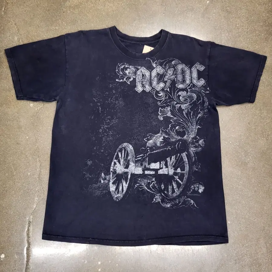 ACDC 빈티지 프린팅 반팔 티셔츠