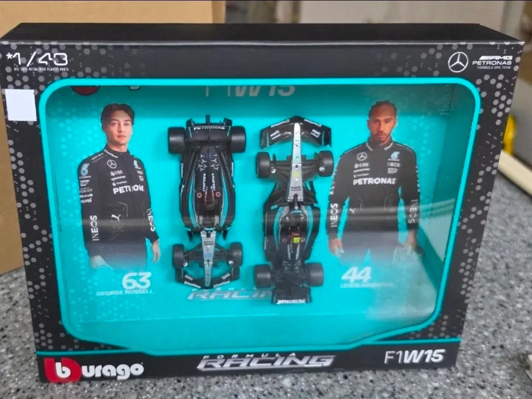 부라고 F1W15 머신 2종 세트 조지러셀 루이스해밀턴
