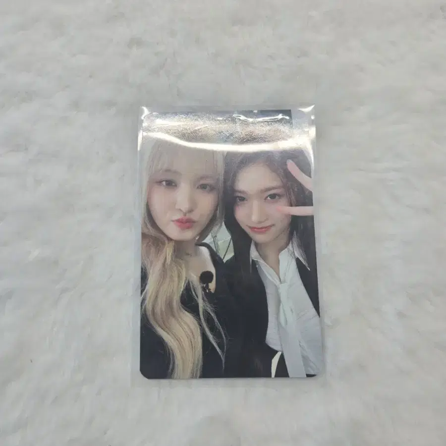 아이브 리즈 이서 매거진