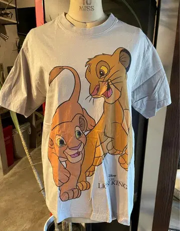해외 디즈니 한정 라이온 킹 T셔츠