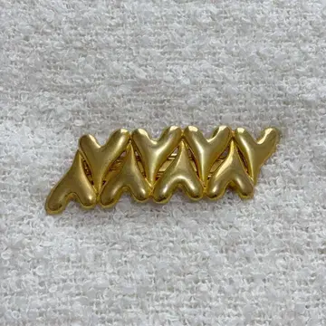 빈티지 하트 모티브 골드 컬러 머리핀