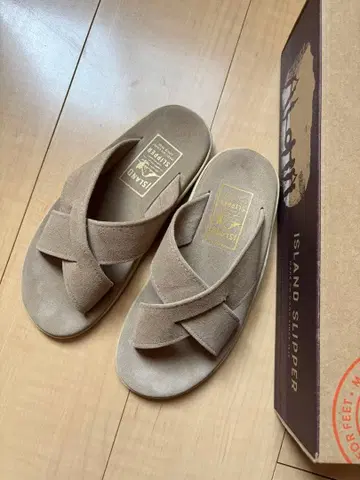 ISLAND SLIPPER 샌들 토프 스웨이드