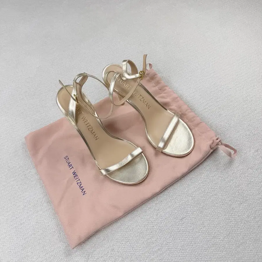 stuart weitzman 스튜어트 와이츠먼 글레디에이터 샌들