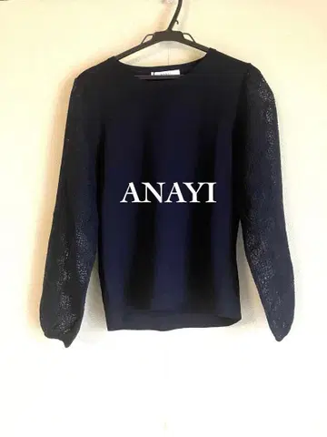 미사용 새상품 ANAYI 아나이 긴팔 티셔츠 레이스 슬리브 네이비
