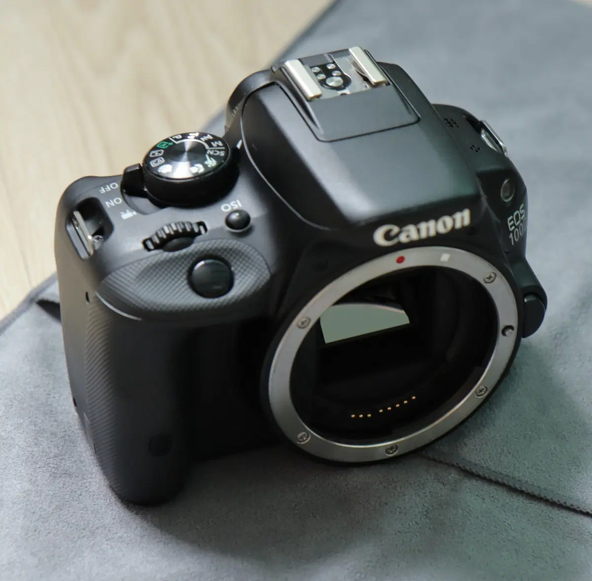 캐논 eos 100D
