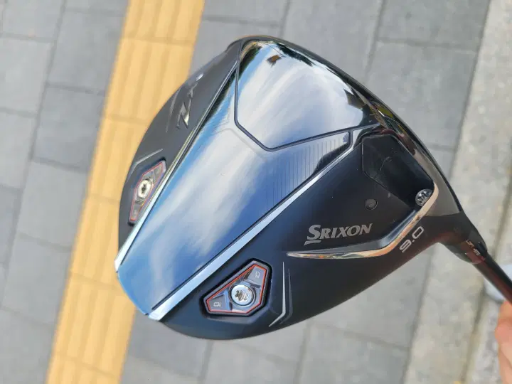 스릭슨 ZXi 드라이버 9도 Diamana 50 s