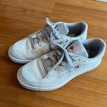 Reebok 클래식 스니커즈 그레이 스웨이드