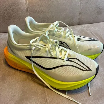 LI-NING 러닝화