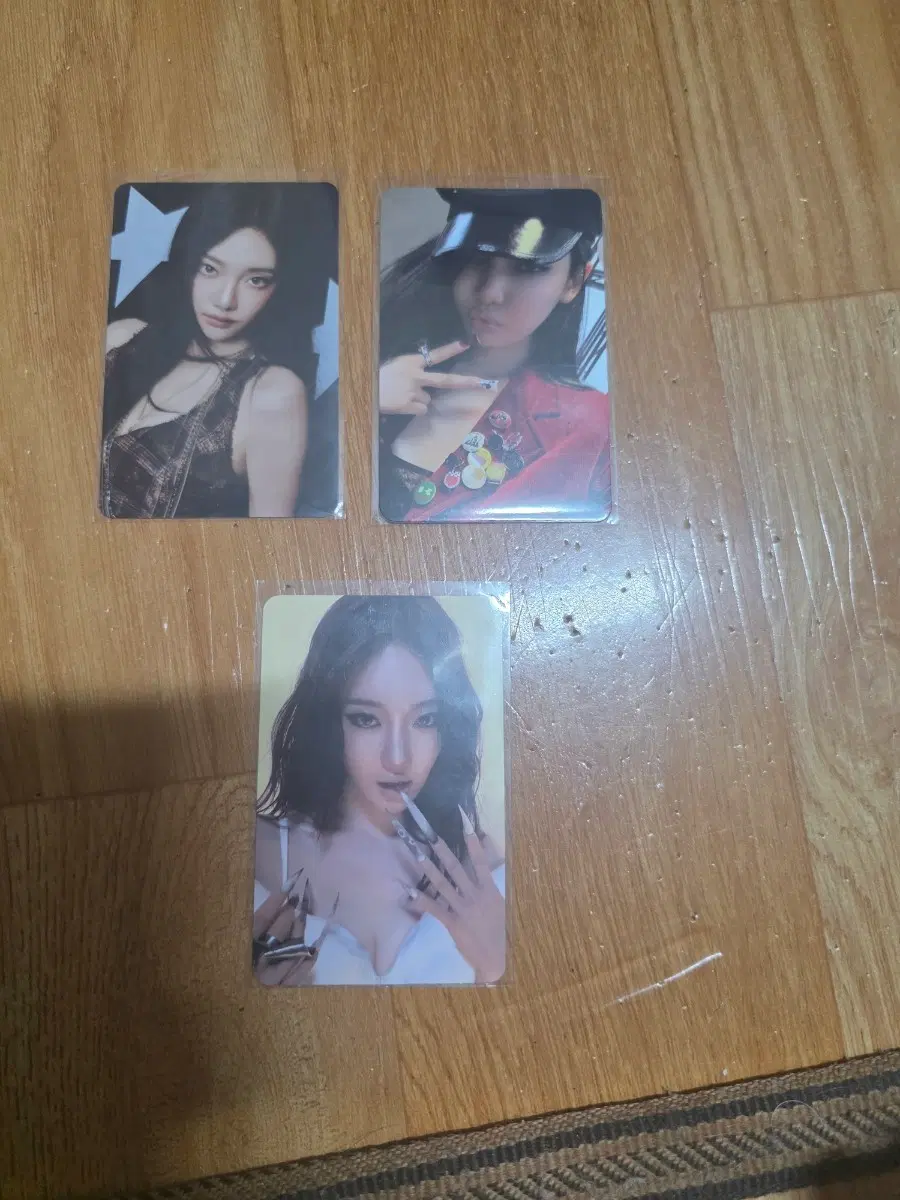 에스파 닝닝 / 아일릿 모카 포카 판매합니다