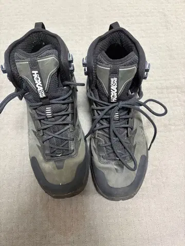 호카오네오네 M KAHA GTX 등산 부츠 26cm 블랙