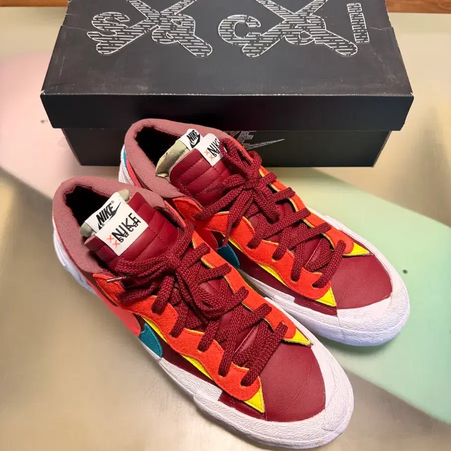 Nike x Sacai x Kaws 콜라보