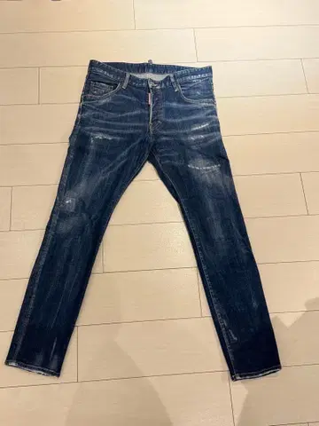 DSQUARED2 스케이터 진 데님 48