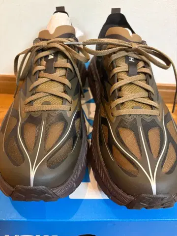 새상품 HOKA 마파테 스피드 4 LITE 27.5cm 1168450