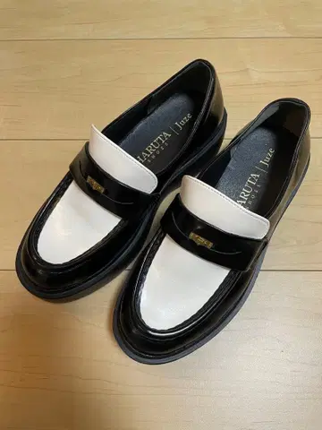 HARUTA Juze 바이컬러 로퍼