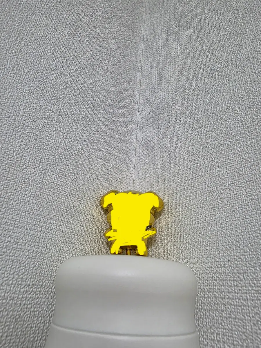 (판매, 교환) 픽셀리 덕개 황금 피규어