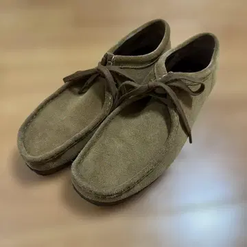 클락스 왈라비 베이지 US 9.5 27.5cm