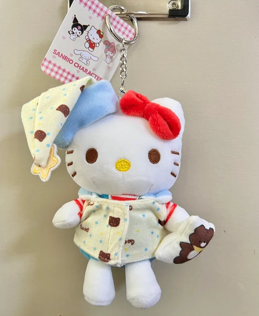 새상품) 산리오 헬로키티 파자마 인형 키링