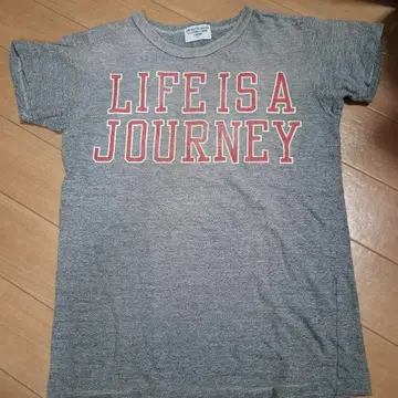 DENIM DUNGAREE 반팔 T셔츠 그레이 LIFE IS A