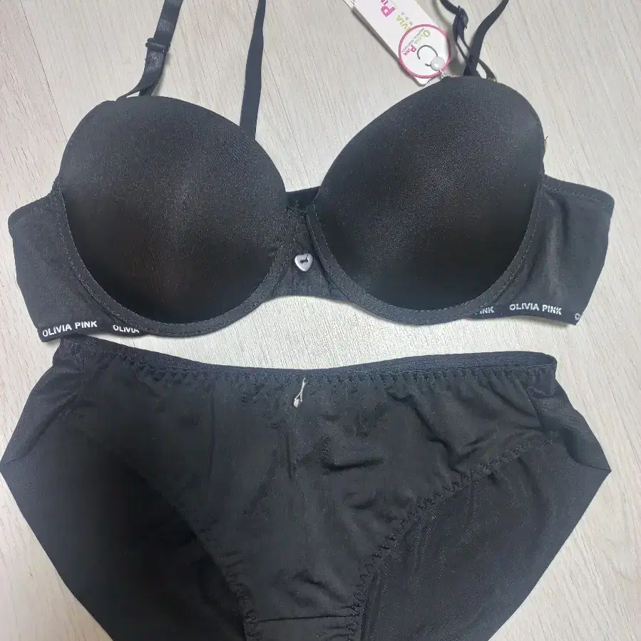 85C 브래지어세트