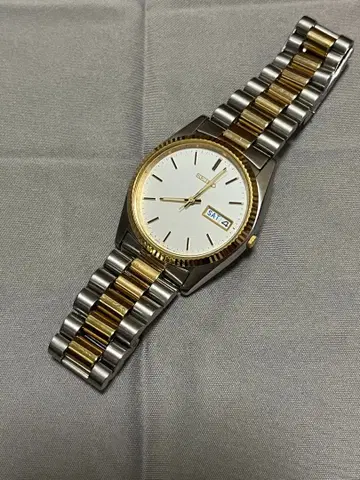 레어 SEIKO 화이트 문자판 7N43-8111 데이데이트 콤비 daydyte
