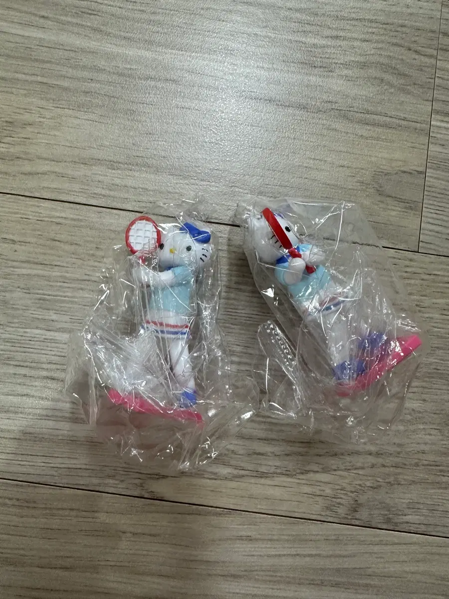 롱다리 키티 가챠