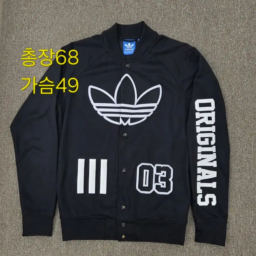 90 아디다스 오리지널스 트레포일 로고 스타디움 자켓 블랙