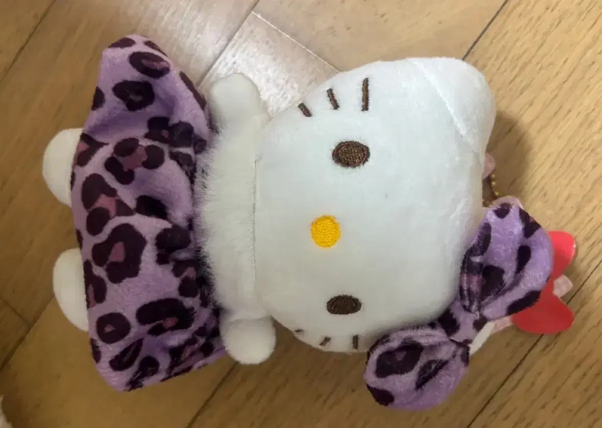 헬로키티 인형 보라색 레오파드