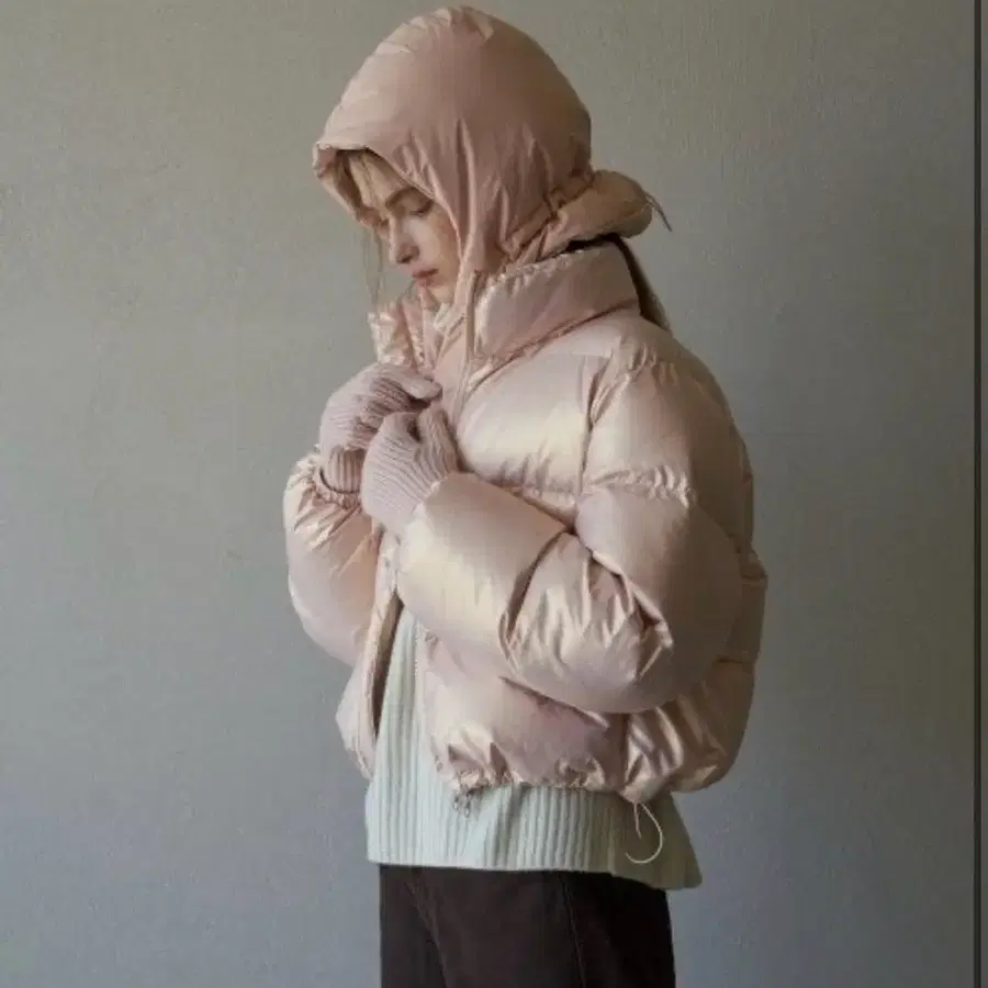 라퍼지우먼 글로시 숏패딩