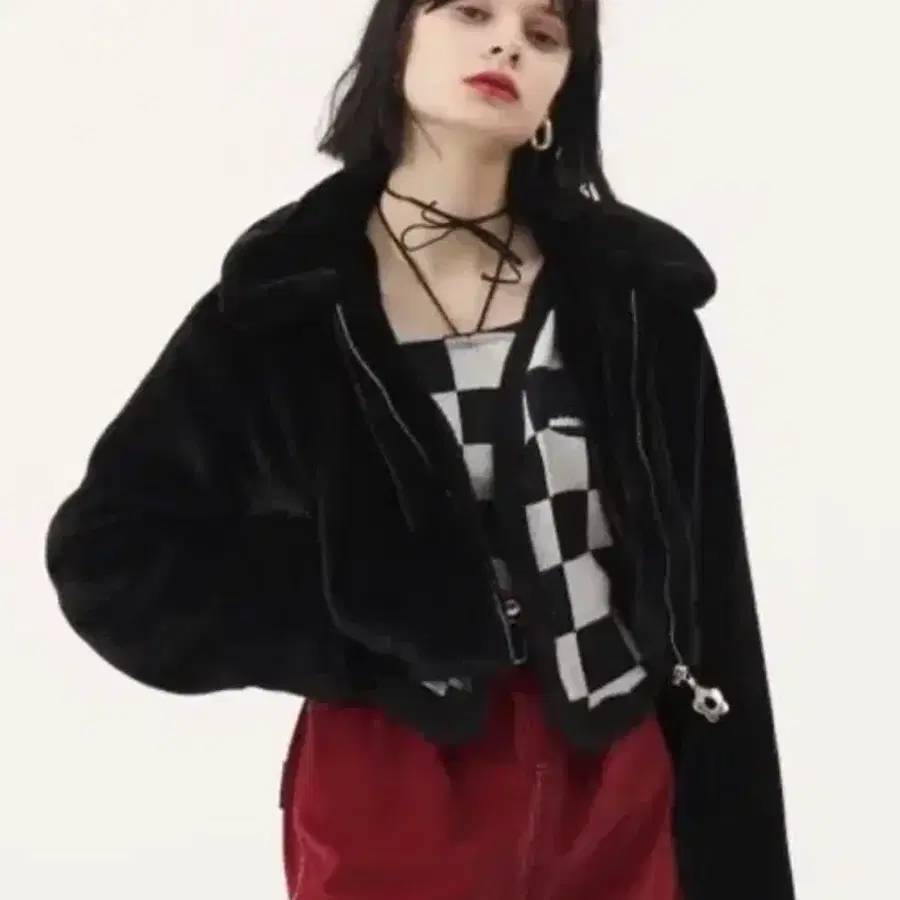 오드원아웃 숏 퍼자켓