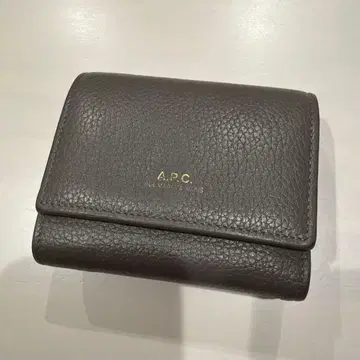A.P.C. 3단 폴더형 지갑 새상품급