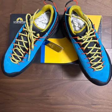 LA SPORTIVA 접근 신발