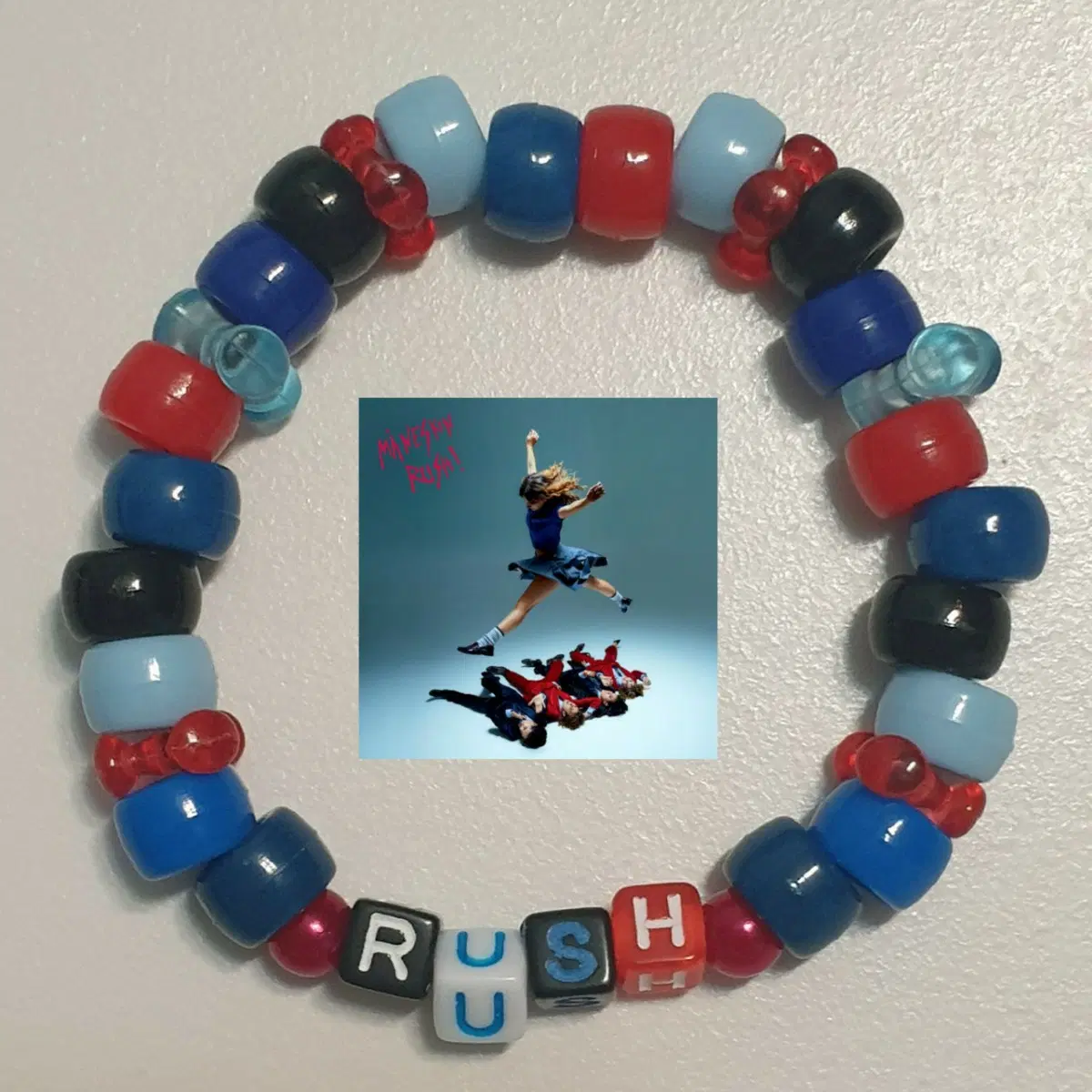 모네스킨 maneskin Rush! 앨범 커버 칸디 팔찌