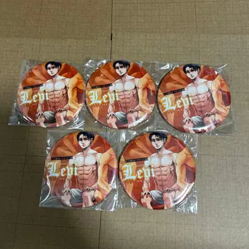 진격의 거인 리바이 리바이 병장 사우나 캔뱃지