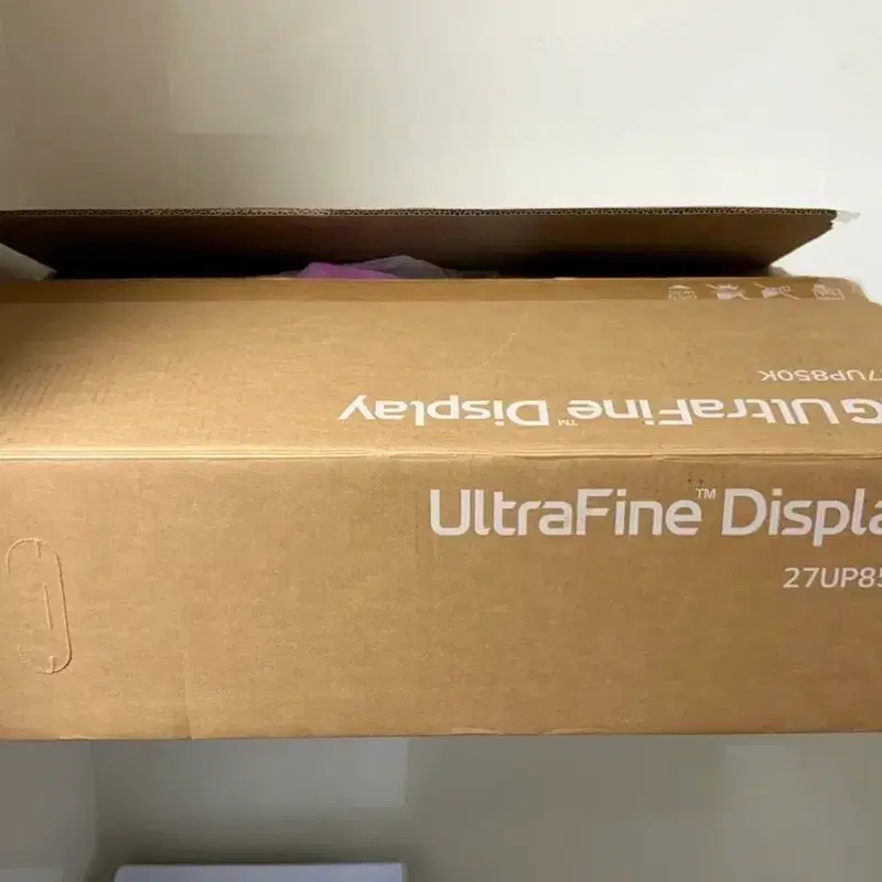 LG 울트라파인 27UP850K 4K 모니터