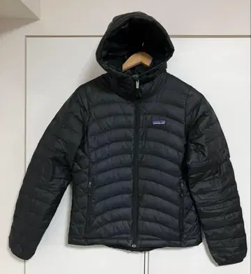 Patagonia 파타고니아 다운 자켓 XS 사이즈/검정/블랙