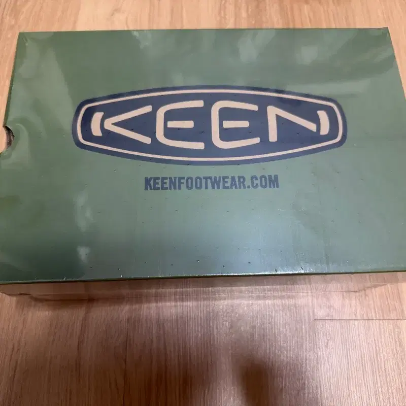 keen 뉴포트 h2 트리플블랙