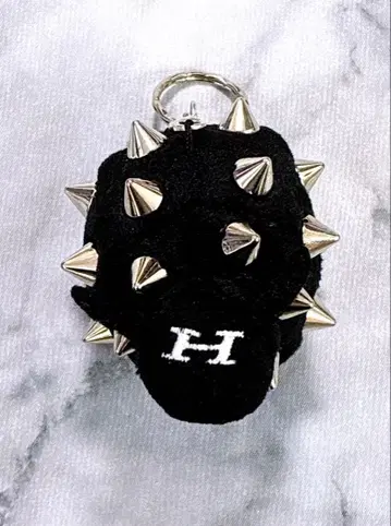 양문학 히츠지짱 스터드 봉제 인형 키링 prickly BLACK