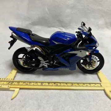 YAMAHA YZF R1 바이크 1/12